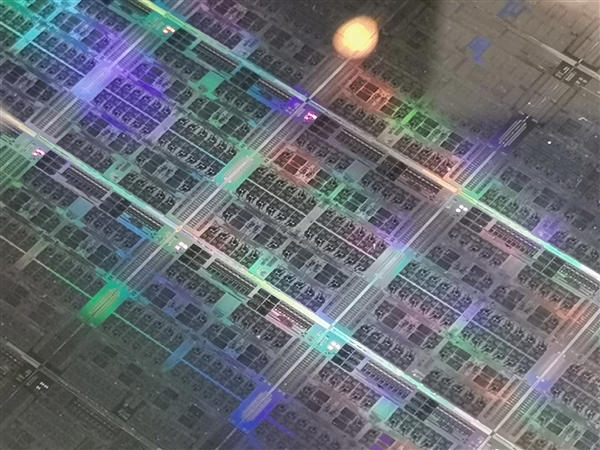 �ձ���ƽ�� ��һ��������CPU��ѹ�������ȣ�2����Ч����